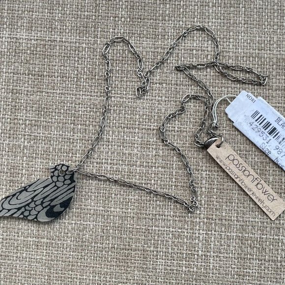 Passion Flower Women Necklace Double Sided Bird Pendant Gunmetal Tone Chain - Picture 2 of 10